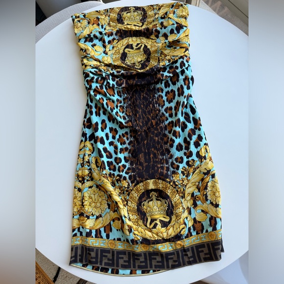 Fendace (Fendi x Versace collab) silk printed skirt - Picture 8 of 12